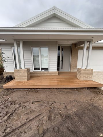 Front porch deck on a brand new house