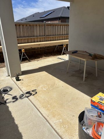 Mid build, the frame going down